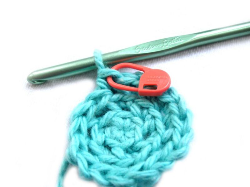 Вязаные куклы крючком (фото) - легкие схемы вязания для начинающих