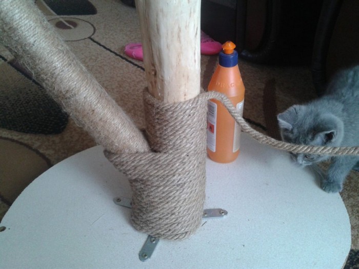 домик для кошки из дерева
